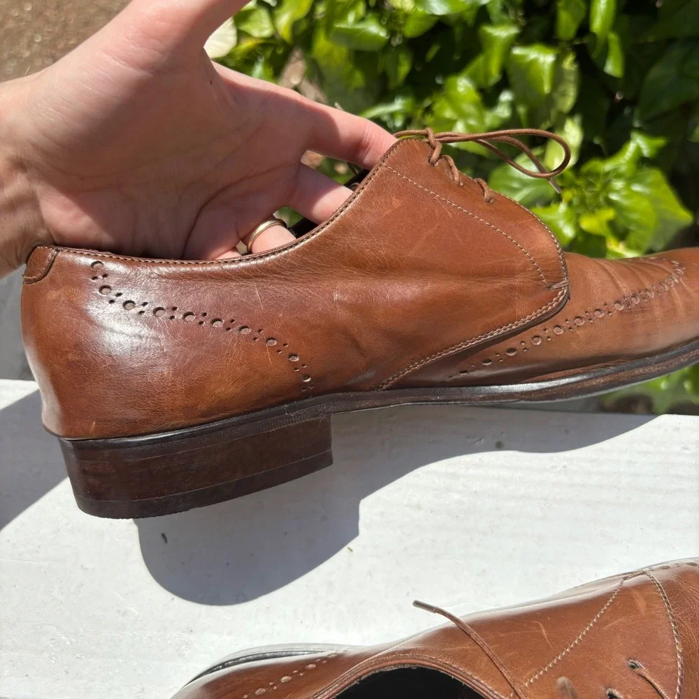 Hugo boss made in Italy brown wingtip derby dress shoes size 11 lace up men's